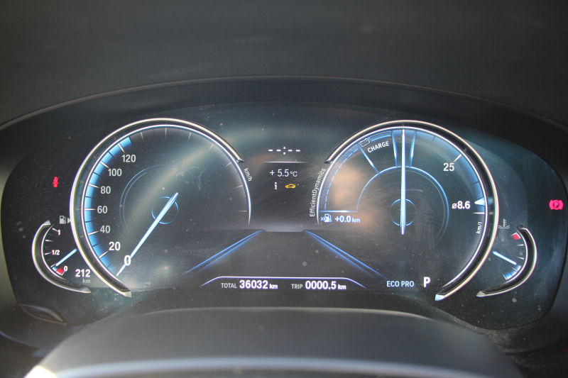 BMW 5シリーズ 530i ｴﾃﾞｨｼｮﾝﾐｯｼｮﾝｲﾝﾎﾟｯｼﾌﾞﾙ 特別仕様車 1ｵｰﾅ 252馬力 ﾅｲﾄﾌﾞﾙｰﾚｻﾞｰ ｱﾀﾞﾌﾟﾃｨﾌﾞｻｽ ﾊｰﾏﾝｶｰﾄﾞﾝ HUD 追従ACC ｽﾃｱﾘﾝｸﾞｻﾎﾟｰﾄ ﾀｯﾁ画面HDDﾅﾋﾞTV LEDﾍｯﾄﾞﾗｲﾄ ｵｰﾄﾊｲﾋﾞｰﾑ 電動ﾄﾗﾝｸ 360度ｶﾒﾗ 全席ﾋｰﾀｰ 専用ﾌﾞﾗｯｸ19AW 2年保証