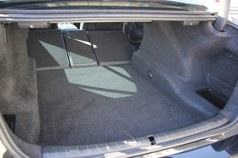 BMW 5シリーズ 530i ｴﾃﾞｨｼｮﾝﾐｯｼｮﾝｲﾝﾎﾟｯｼﾌﾞﾙ 特別仕様車 1ｵｰﾅ 252馬力 ﾅｲﾄﾌﾞﾙｰﾚｻﾞｰ ｱﾀﾞﾌﾟﾃｨﾌﾞｻｽ ﾊｰﾏﾝｶｰﾄﾞﾝ HUD 追従ACC ｽﾃｱﾘﾝｸﾞｻﾎﾟｰﾄ ﾀｯﾁ画面HDDﾅﾋﾞTV LEDﾍｯﾄﾞﾗｲﾄ ｵｰﾄﾊｲﾋﾞｰﾑ 電動ﾄﾗﾝｸ 360度ｶﾒﾗ 全席ﾋｰﾀｰ 専用ﾌﾞﾗｯｸ19AW 2年保証