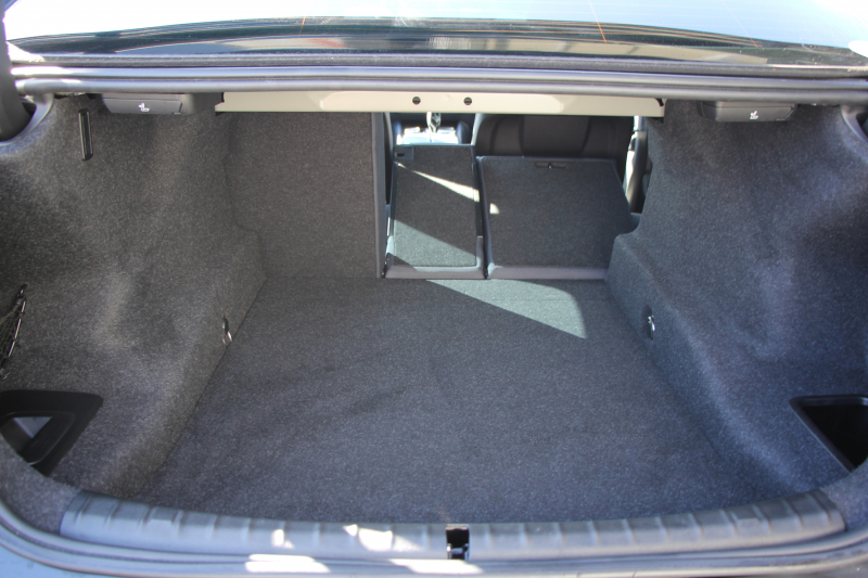 BMW 5シリーズ 530i ｴﾃﾞｨｼｮﾝﾐｯｼｮﾝｲﾝﾎﾟｯｼﾌﾞﾙ 特別仕様車 1ｵｰﾅ 252馬力 ﾅｲﾄﾌﾞﾙｰﾚｻﾞｰ ｱﾀﾞﾌﾟﾃｨﾌﾞｻｽ ﾊｰﾏﾝｶｰﾄﾞﾝ HUD 追従ACC ｽﾃｱﾘﾝｸﾞｻﾎﾟｰﾄ ﾀｯﾁ画面HDDﾅﾋﾞTV LEDﾍｯﾄﾞﾗｲﾄ ｵｰﾄﾊｲﾋﾞｰﾑ 電動ﾄﾗﾝｸ 360度ｶﾒﾗ 全席ﾋｰﾀｰ 専用ﾌﾞﾗｯｸ19AW 2年保証