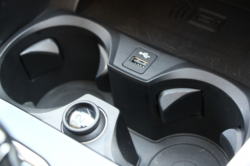 BMW 3シリーズ 320i ﾋﾟｭｱｴﾚｶﾞﾝｽ 首都圏100台限定車 ｳﾞｧｰﾈｽｶﾓｶﾚｻﾞｰ ｼｰﾄﾋｰﾀｰ ﾗﾝﾊﾞｰｻﾎﾟｰﾄ ﾌﾟﾗｽP ｺﾝﾌｫｰﾄP ｽﾃｱﾘﾝｸﾞｻﾎﾟｰﾄ 追従ACC BMWﾗｲﾌﾞｺｯｸﾋﾟｯﾄﾀｯﾁﾊﾟﾈﾙ対応HDDﾅﾋﾞ360度ｶﾒﾗ ﾜｲﾔﾚｽ充電 LEDﾍｯﾄﾞﾗｲﾄ ｵｰﾄﾊｲﾋﾞｰﾑ 電動ﾄﾗﾝｸ 2年保証