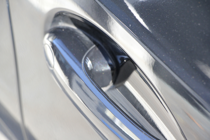 BMW 3シリーズ 320i ﾋﾟｭｱｴﾚｶﾞﾝｽ 首都圏100台限定車 ｳﾞｧｰﾈｽｶﾓｶﾚｻﾞｰ ｼｰﾄﾋｰﾀｰ ﾗﾝﾊﾞｰｻﾎﾟｰﾄ ﾌﾟﾗｽP ｺﾝﾌｫｰﾄP ｽﾃｱﾘﾝｸﾞｻﾎﾟｰﾄ 追従ACC BMWﾗｲﾌﾞｺｯｸﾋﾟｯﾄﾀｯﾁﾊﾟﾈﾙ対応HDDﾅﾋﾞ360度ｶﾒﾗ ﾜｲﾔﾚｽ充電 LEDﾍｯﾄﾞﾗｲﾄ ｵｰﾄﾊｲﾋﾞｰﾑ 電動ﾄﾗﾝｸ 2年保証