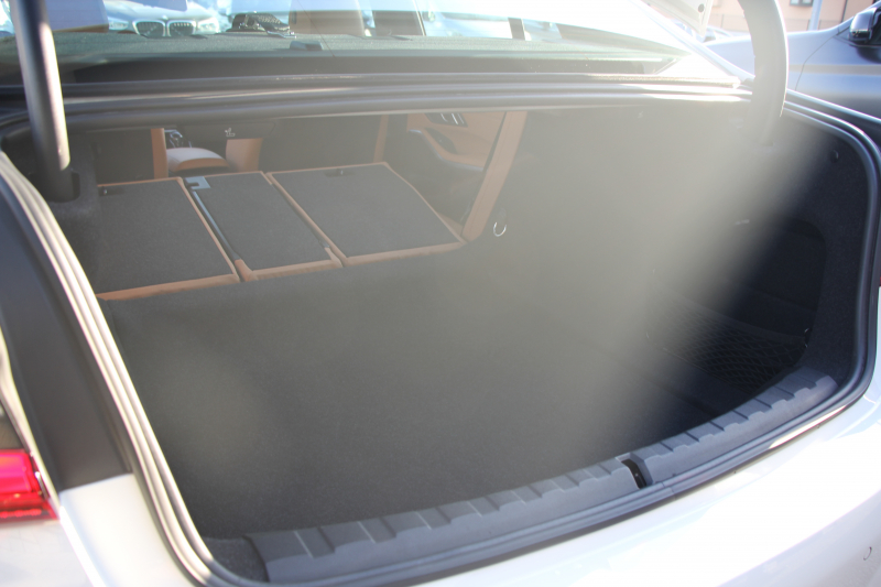 BMW 3シリーズ 330i Mｽﾎﾟｰﾂ ﾊｲﾗｲﾝ ｺﾝﾌｫｰﾄP 高出力 258馬力 ﾋｰﾀｰ茶革 追従ACC ｽﾃｱﾘﾝｸﾞｻﾎﾟｰﾄ 360度ｶﾒﾗ Pｱｼｽﾄﾌﾟﾗｽ LEDﾍｯﾄﾞﾗｲﾄ Mｽﾎﾟｰﾂﾌﾞﾚｰｷ ﾀｯﾁ画面HDDﾅﾋﾞｱｯﾌﾟﾙｶｰﾌﾟﾚｲ Hifiｽﾋﾟｰｶｰ 電動ﾄﾗﾝｸ ﾜｲﾔﾚｽ充電 2年保証