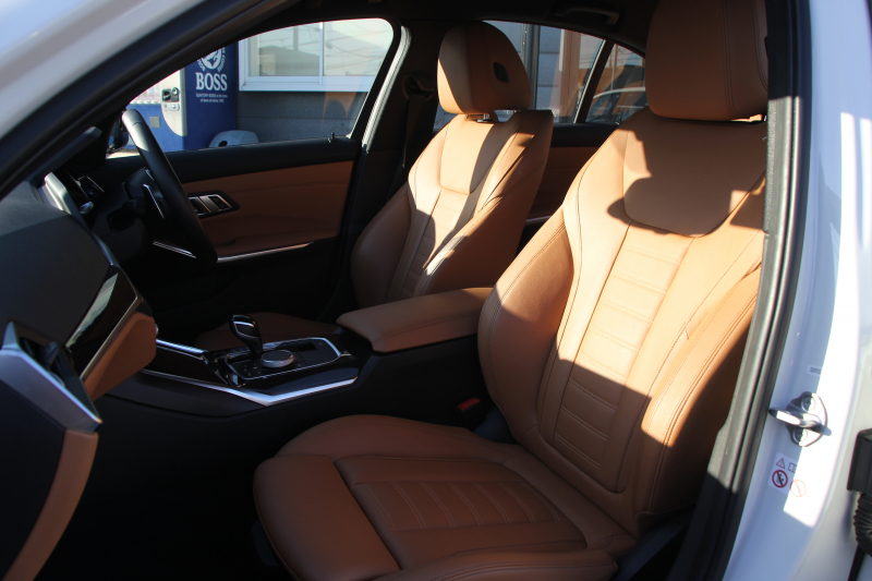 BMW 3シリーズ 330i Mｽﾎﾟｰﾂ ﾊｲﾗｲﾝ ｺﾝﾌｫｰﾄP 高出力 258馬力 ﾋｰﾀｰ茶革 追従ACC ｽﾃｱﾘﾝｸﾞｻﾎﾟｰﾄ 360度ｶﾒﾗ Pｱｼｽﾄﾌﾟﾗｽ LEDﾍｯﾄﾞﾗｲﾄ Mｽﾎﾟｰﾂﾌﾞﾚｰｷ ﾀｯﾁ画面HDDﾅﾋﾞｱｯﾌﾟﾙｶｰﾌﾟﾚｲ Hifiｽﾋﾟｰｶｰ 電動ﾄﾗﾝｸ ﾜｲﾔﾚｽ充電 2年保証