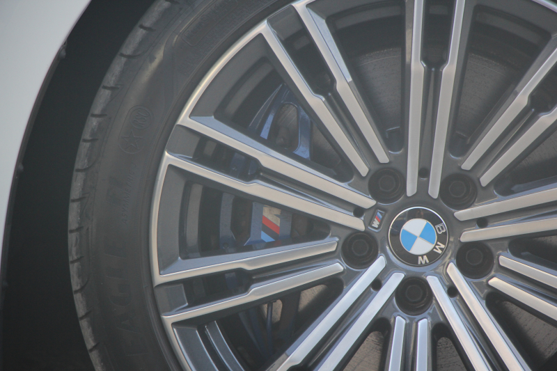 BMW 3シリーズ 330i Mｽﾎﾟｰﾂ ﾊｲﾗｲﾝ ｺﾝﾌｫｰﾄP 高出力 258馬力 ﾋｰﾀｰ茶革 追従ACC ｽﾃｱﾘﾝｸﾞｻﾎﾟｰﾄ 360度ｶﾒﾗ Pｱｼｽﾄﾌﾟﾗｽ LEDﾍｯﾄﾞﾗｲﾄ Mｽﾎﾟｰﾂﾌﾞﾚｰｷ ﾀｯﾁ画面HDDﾅﾋﾞｱｯﾌﾟﾙｶｰﾌﾟﾚｲ Hifiｽﾋﾟｰｶｰ 電動ﾄﾗﾝｸ ﾜｲﾔﾚｽ充電 2年保証