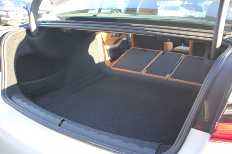 BMW 3シリーズ 330i Mｽﾎﾟｰﾂ ﾊｲﾗｲﾝ ｺﾝﾌｫｰﾄP 高出力 258馬力 ﾋｰﾀｰ茶革 追従ACC ｽﾃｱﾘﾝｸﾞｻﾎﾟｰﾄ 360度ｶﾒﾗ Pｱｼｽﾄﾌﾟﾗｽ LEDﾍｯﾄﾞﾗｲﾄ Mｽﾎﾟｰﾂﾌﾞﾚｰｷ ﾀｯﾁ画面HDDﾅﾋﾞｱｯﾌﾟﾙｶｰﾌﾟﾚｲ Hifiｽﾋﾟｰｶｰ 電動ﾄﾗﾝｸ ﾜｲﾔﾚｽ充電 2年保証