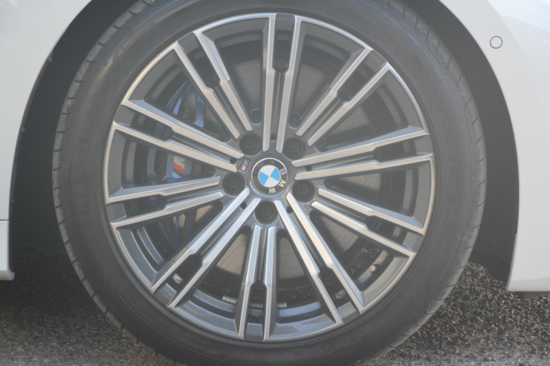 BMW 3シリーズ 330i Mｽﾎﾟｰﾂ ﾊｲﾗｲﾝ ｺﾝﾌｫｰﾄP 高出力 258馬力 ﾋｰﾀｰ茶革 追従ACC ｽﾃｱﾘﾝｸﾞｻﾎﾟｰﾄ 360度ｶﾒﾗ Pｱｼｽﾄﾌﾟﾗｽ LEDﾍｯﾄﾞﾗｲﾄ Mｽﾎﾟｰﾂﾌﾞﾚｰｷ ﾀｯﾁ画面HDDﾅﾋﾞｱｯﾌﾟﾙｶｰﾌﾟﾚｲ Hifiｽﾋﾟｰｶｰ 電動ﾄﾗﾝｸ ﾜｲﾔﾚｽ充電 2年保証