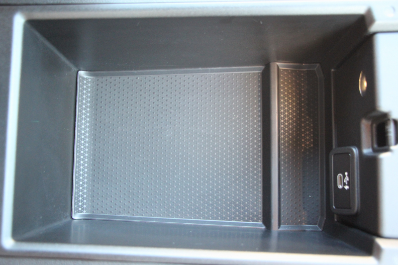 BMW 3シリーズ 330i Mｽﾎﾟｰﾂ ﾊｲﾗｲﾝ ｺﾝﾌｫｰﾄP 高出力 258馬力 ﾋｰﾀｰ茶革 追従ACC ｽﾃｱﾘﾝｸﾞｻﾎﾟｰﾄ 360度ｶﾒﾗ Pｱｼｽﾄﾌﾟﾗｽ LEDﾍｯﾄﾞﾗｲﾄ Mｽﾎﾟｰﾂﾌﾞﾚｰｷ ﾀｯﾁ画面HDDﾅﾋﾞｱｯﾌﾟﾙｶｰﾌﾟﾚｲ Hifiｽﾋﾟｰｶｰ 電動ﾄﾗﾝｸ ﾜｲﾔﾚｽ充電 2年保証