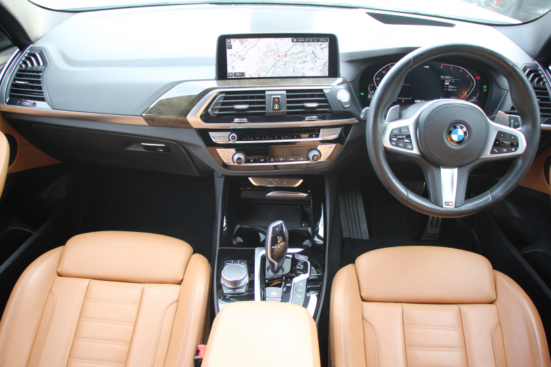 BMW X3 Xdrive20d Mｽﾎﾟｰﾂ ﾊｲﾗｲﾝ 1ｵｰﾅ 中期 新型式3DA-UZ20 NEWｲﾝﾃﾘｱ ｺﾆｬｯｸﾚｻﾞｰ 全席ﾋｰﾀｰ BMWﾗｲﾌﾞｺｯｸﾋﾟｯﾄﾞｱｯﾌﾟﾙｶｰﾌﾟﾚｲ 変更後ﾀｯﾁ画面HDDﾅﾋﾞｵﾌﾟｼｮﾝ20AW LEDﾍｯﾄﾞﾗｲﾄ ｵｰﾄﾊｲﾋﾞｰﾑ 360度ｶﾒﾗ 電動ﾘｱｹﾞｰﾄ 2年保証