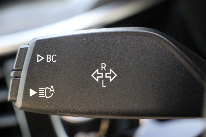 BMW 5シリーズ 530i Mｽﾎﾟｰﾂ 高出力 252馬力 1ｵｰﾅ ｱｲﾎﾞﾘｰﾚｻﾞｰ 全席ﾋｰﾀｰ HUD Mｽﾎﾟｰﾂﾌﾞﾚｰｷ 追従ACC ｽﾃｱﾘﾝｸﾞｻﾎﾟｰﾄ LEDﾍｯﾄﾞﾗｲﾄ ﾊｲﾋﾞｰﾑｱｼｽﾄ ﾀｯﾁ画面HDDﾅﾋﾞTV 360度ｶﾒﾗ Pｱｼｽﾄﾌﾟﾗｽ 電動ﾄﾗﾝｸ 専用ｴｱﾛ ﾊﾟﾄﾞﾙｼﾌﾄ 19AW 2年保証