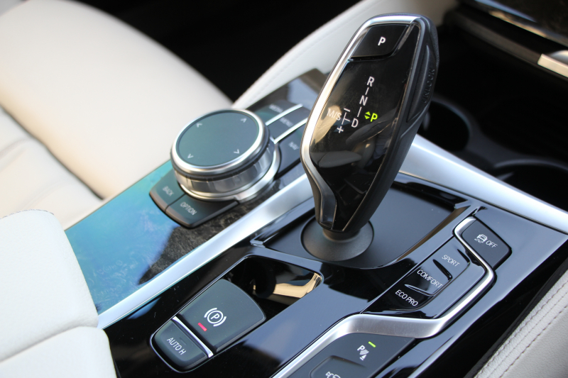 BMW 5シリーズ 530i Mｽﾎﾟｰﾂ 高出力 252馬力 1ｵｰﾅ ｱｲﾎﾞﾘｰﾚｻﾞｰ 全席ﾋｰﾀｰ HUD Mｽﾎﾟｰﾂﾌﾞﾚｰｷ 追従ACC ｽﾃｱﾘﾝｸﾞｻﾎﾟｰﾄ LEDﾍｯﾄﾞﾗｲﾄ ﾊｲﾋﾞｰﾑｱｼｽﾄ ﾀｯﾁ画面HDDﾅﾋﾞTV 360度ｶﾒﾗ Pｱｼｽﾄﾌﾟﾗｽ 電動ﾄﾗﾝｸ 専用ｴｱﾛ ﾊﾟﾄﾞﾙｼﾌﾄ 19AW 2年保証