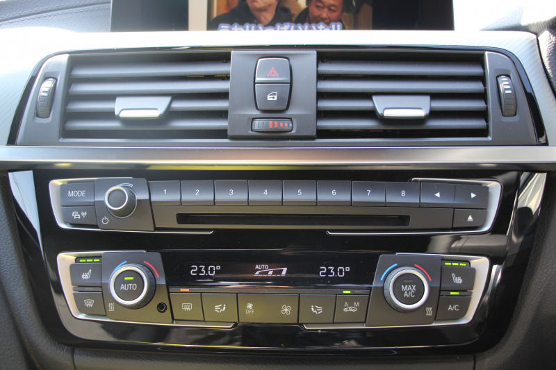 BMW 4シリーズ 420i ｸﾞﾗﾝｸｰﾍﾟｲﾝｽﾀｲﾙｽﾎﾟｰﾂ 300台限定車 後期ﾓﾃﾞﾙ ﾋｰﾀｰ黒革 ｱﾀﾞﾌﾟﾃｨﾌﾞMｻｽ 19AW Mspﾌﾞﾚｰｷ HUD 追従ACC 液晶ﾒｰﾀｰ LEDﾍｯﾄﾞﾗｲﾄ&LEDﾃｰﾙ ﾀｯﾁ画面HDDﾅﾋﾞﾌﾙｾｸﾞTV 電動ﾄﾗﾝｸ 衝突軽減ﾌﾞﾚｰｷ 2年保証