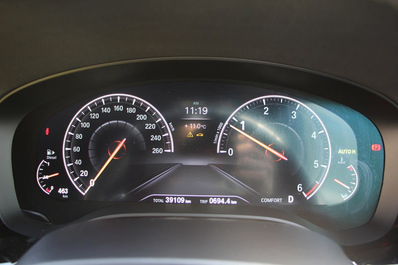 BMW 5シリーズ 523d ﾂｰﾘﾝｸﾞMｽﾎﾟｰﾂ ﾊｲﾗｲﾝ 変更後ﾓﾃﾞﾙ 新液晶ﾒｰﾀｰ 全席ﾋｰﾀｰ黒革 HUD LEDﾍｯﾄﾞﾗｲﾄ 追従ACC ｽﾃｱﾘﾝｸﾞｻﾎﾟｰﾄ ｵｰﾄﾊｲﾋﾞｰﾑ ﾀｯﾁ画面HDDﾅﾋﾞTV 360度ｶﾒﾗ 電動ﾘｱｹﾞｰﾄ 専用ｴｱﾛ 19AW 2年保証