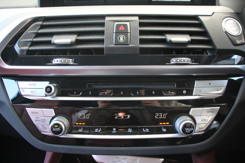 BMW X4 Xdrive30i Mｽﾎﾟｰﾂ ｾﾚｸﾄP ﾊﾟﾉﾗﾏｻﾝﾙｰﾌ 全席ﾋｰﾀｰ赤革 ﾊｰﾏﾝｶｰﾄﾞﾝｻｳﾝﾄﾞｼﾞｪｽﾁｬｰｺﾝﾄﾛｰﾙ 追従ACC ｽﾃｱﾘﾝｸﾞｻﾎﾟｰﾄ 液晶ﾒｰﾀｰ HUD ﾀｯﾁ画面HDDﾅﾋﾞ360度ｶﾒﾗ LEDﾍｯﾄﾞﾗｲﾄ ｵｰﾄﾊｲﾋﾞｰﾑ 電動ﾄﾗﾝｸ Mspﾌﾞﾚｰｷ 2年保証