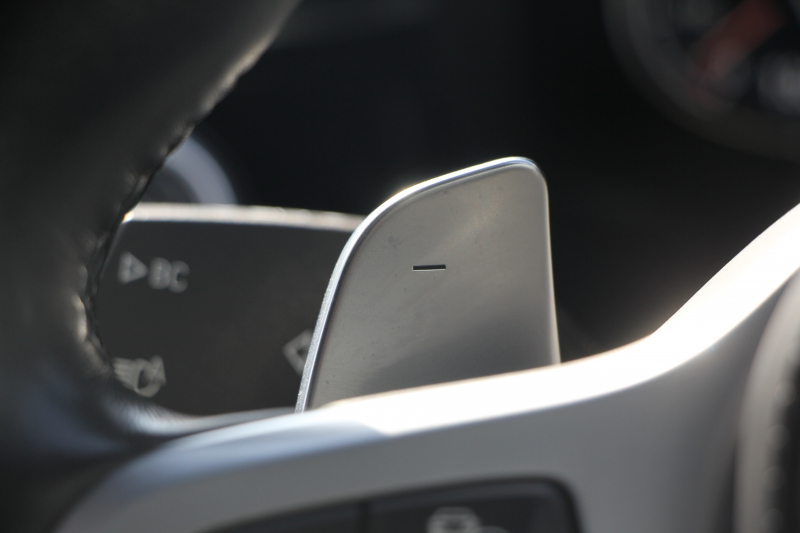 BMW 5シリーズ 523i Mｽﾎﾟｰﾂ ﾊｲﾗｲﾝ ｻﾝﾙｰﾌ 全席ﾋｰﾀｰ黒革 HUD ｼﾞｪｽﾁｬｰｺﾝﾄﾛｰﾙ ﾜｲﾔﾚｽ充電 追従ACC ｽﾃｱﾘﾝｸﾞｻﾎﾟｰﾄ ﾀｯﾁ画面HDDﾅﾋﾞTV LEDﾍｯﾄﾞﾗｲﾄ ｵｰﾄﾊｲﾋﾞｰﾑ 360度ｶﾒﾗ 19AW 電動ﾄﾗﾝｸ 専用ｴｱﾛ ﾊﾟﾄﾞﾙｼﾌﾄ 2年保証