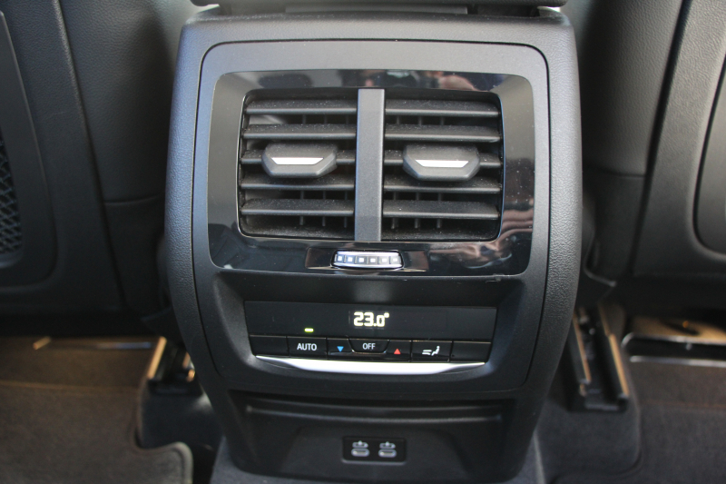 BMW X3 Xdrive20d 後期ﾓﾃﾞﾙ ﾋｰﾀｰ付合皮ﾚｻﾞｰ BMWﾗｲﾌﾞｺｯｸﾋﾟｯﾄ Applecarplay ﾀｯﾁ画面HDDﾅﾋﾞ追従ACC ｽﾃｱﾘﾝｸﾞｻﾎﾟｰﾄ 360度ｶﾒﾗ LEDﾍｯﾄﾞﾗｲﾄ ｵｰﾄﾊｲﾋﾞｰﾑ ｱﾝﾋﾞｴﾝﾄﾗｲﾄ 19AW 電動ﾘｱｹﾞｰﾄ 2年保証