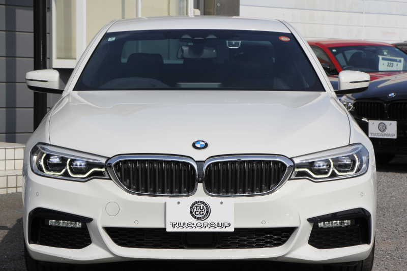 BMW 5シリーズ 523d Mｽﾎﾟｰﾂ ﾊｲﾗｲﾝ 変更後ﾓﾃﾞﾙ 新液晶ﾒｰﾀｰ 全席ﾋｰﾀｰ黒革 HUD LEDﾍｯﾄﾞﾗｲﾄ 追従ACC ｽﾃｱﾘﾝｸﾞｻﾎﾟｰﾄ ｵｰﾄﾊｲﾋﾞｰﾑ ﾀｯﾁ画面HDDﾅﾋﾞﾌﾙｾｸﾞTV 360度ｶﾒﾗ 電動ﾄﾗﾝｸ 専用ｴｱﾛ 19AW ﾊﾟﾄﾞﾙｼﾌﾄ ｱﾝﾋﾞｴﾝﾄﾗｲﾄ 2年保証