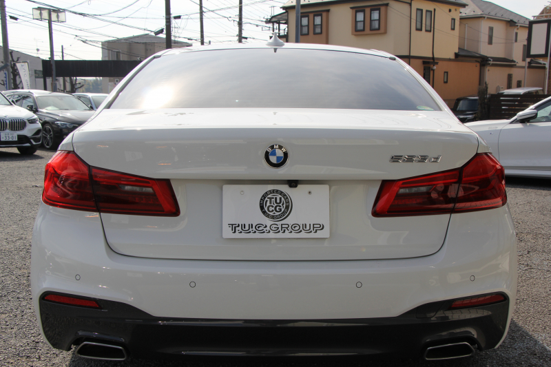 BMW 5シリーズ 523d Mｽﾎﾟｰﾂ ﾊｲﾗｲﾝ 変更後ﾓﾃﾞﾙ 新液晶ﾒｰﾀｰ 全席ﾋｰﾀｰ黒革 HUD LEDﾍｯﾄﾞﾗｲﾄ 追従ACC ｽﾃｱﾘﾝｸﾞｻﾎﾟｰﾄ ｵｰﾄﾊｲﾋﾞｰﾑ ﾀｯﾁ画面HDDﾅﾋﾞﾌﾙｾｸﾞTV 360度ｶﾒﾗ 電動ﾄﾗﾝｸ 専用ｴｱﾛ 19AW ﾊﾟﾄﾞﾙｼﾌﾄ ｱﾝﾋﾞｴﾝﾄﾗｲﾄ 2年保証