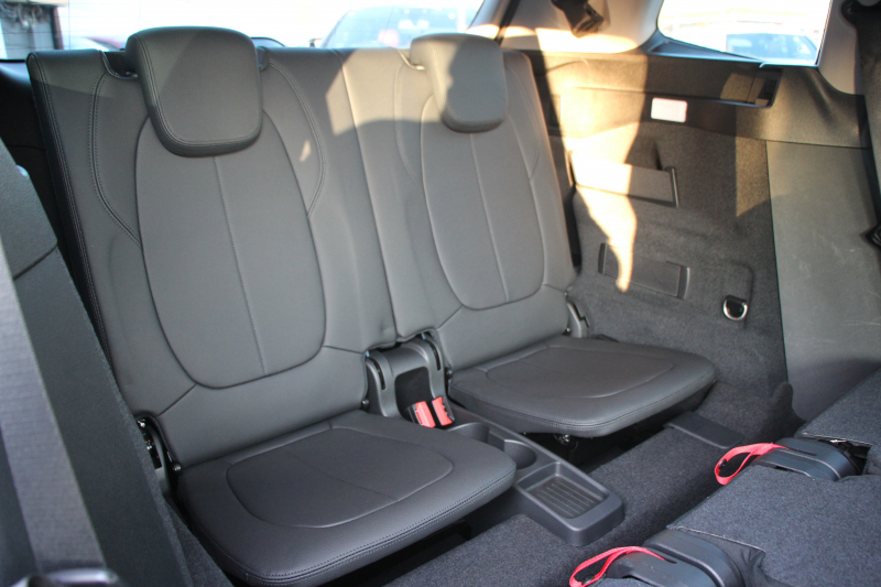 BMW 2シリーズ 218d ｸﾞﾗﾝﾂｱﾗｰ ﾗｸﾞｼﾞｭｱﾘｰ 後期 ﾌｪｲｽﾘﾌﾄ後 3列7人乗 1ｵｰﾅ ADｱｸﾃｨﾌﾞｾｰﾌﾃｨ&ｺﾝﾌｫｰﾄP 追従ACC HUD ﾋｰﾀｰ黒革 電動ﾄﾗﾝｸ ﾌﾘｯﾌﾟﾀﾞｳﾝﾓﾆﾀｰ ﾌﾙｾｸﾞTV LEDﾍｯﾄﾞﾗｲﾄ ﾀｯﾁ画面HDDﾅﾋﾞﾊﾟｰｷﾝｸﾞｱｼｽﾄ 2年保証