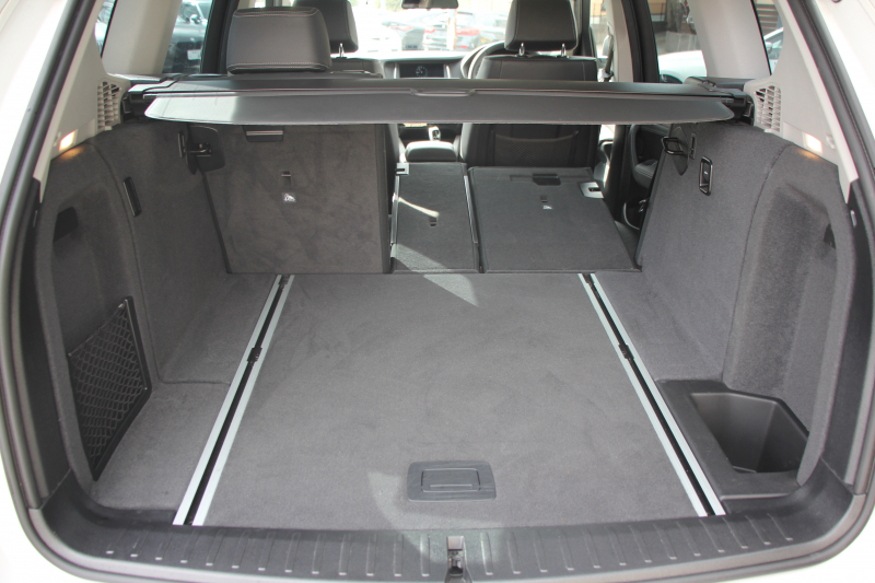 BMW X3 Xdrive20d 最終ﾓﾃﾞﾙ 4WD 1ｵｰﾅ ﾋｰﾀｰ黒革 追従ACC ﾚｰﾝﾁｪﾝｼﾞ警告 変更後新iﾄﾞﾗｲﾌﾞHDDﾅﾋﾞTV 360度ｶﾒﾗ Bｶﾒﾗ 電動ﾄﾗﾝｸ 衝突軽減ﾌﾞﾚｰｷ 車線変更警告 車線逸脱警告 Bluetooth接続 ｽﾏｰﾄｷｰ 2年保証