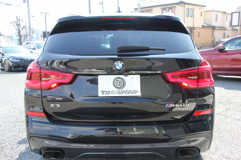 BMW X3 M40d ｾﾚｸﾄP 326馬力 3.0Lﾃﾞｨｰｾﾞﾙﾀｰﾎﾞﾊﾟﾉﾗﾏｻﾝﾙｰﾌ 全席ﾋｰﾀｰ黒革 ﾊｰﾏﾝｶｰﾄﾞﾝｻﾗｳﾝﾄﾞ3Ddesignｶｰﾎﾞﾝｽﾎﾟｲﾗｰ HUD 専用21AW Mｽﾎﾟｰﾂﾃﾞﾌ&ﾌﾞﾚｰｷ 追従ACC ｽﾃｱﾘﾝｸﾞｻﾎﾟｰﾄ ﾀｯﾁ画面HDDﾅﾋﾞTV 360度ｶﾒﾗ 電動ﾄﾗﾝｸ 2年保証