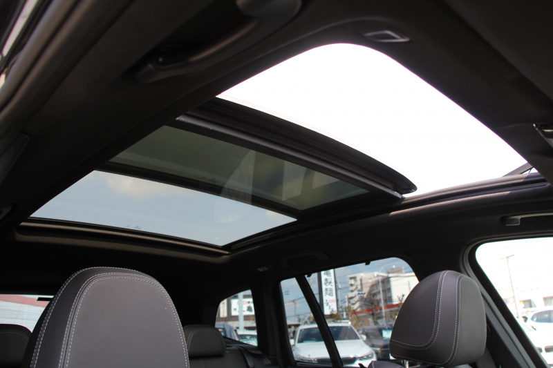 BMW X3 M40d ｾﾚｸﾄP 326馬力 3.0Lﾃﾞｨｰｾﾞﾙﾀｰﾎﾞﾊﾟﾉﾗﾏｻﾝﾙｰﾌ 全席ﾋｰﾀｰ黒革 ﾊｰﾏﾝｶｰﾄﾞﾝｻﾗｳﾝﾄﾞ3Ddesignｶｰﾎﾞﾝｽﾎﾟｲﾗｰ HUD 専用21AW Mｽﾎﾟｰﾂﾃﾞﾌ&ﾌﾞﾚｰｷ 追従ACC ｽﾃｱﾘﾝｸﾞｻﾎﾟｰﾄ ﾀｯﾁ画面HDDﾅﾋﾞTV 360度ｶﾒﾗ 電動ﾄﾗﾝｸ 2年保証