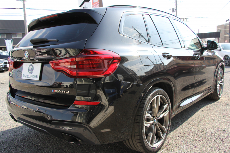 BMW X3 M40d ｾﾚｸﾄP 326馬力 3.0Lﾃﾞｨｰｾﾞﾙﾀｰﾎﾞﾊﾟﾉﾗﾏｻﾝﾙｰﾌ 全席ﾋｰﾀｰ黒革 ﾊｰﾏﾝｶｰﾄﾞﾝｻﾗｳﾝﾄﾞ3Ddesignｶｰﾎﾞﾝｽﾎﾟｲﾗｰ HUD 専用21AW Mｽﾎﾟｰﾂﾃﾞﾌ&ﾌﾞﾚｰｷ 追従ACC ｽﾃｱﾘﾝｸﾞｻﾎﾟｰﾄ ﾀｯﾁ画面HDDﾅﾋﾞTV 360度ｶﾒﾗ 電動ﾄﾗﾝｸ 2年保証