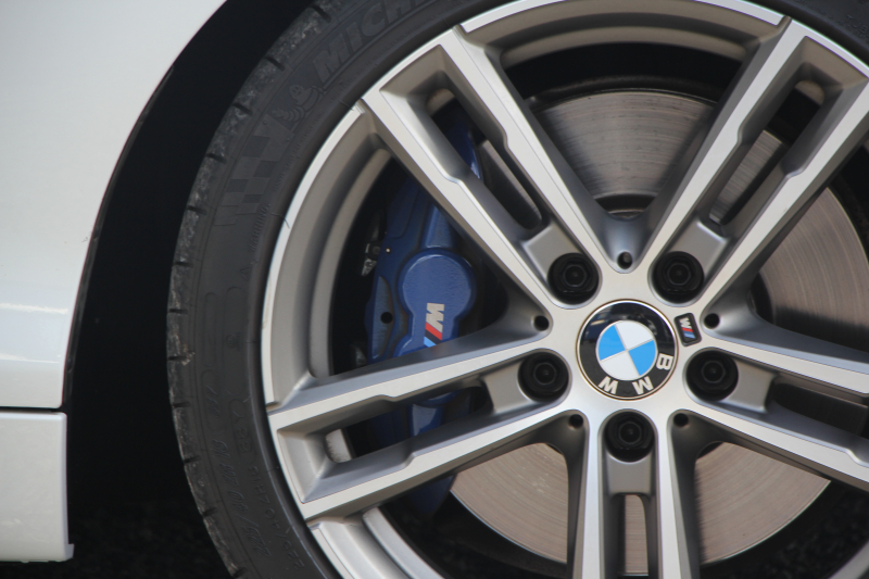 BMW 2シリーズ M240i ｸｰﾍﾟ後期 変更後ﾓﾃﾞﾙ 1ｵｰﾅ 追従ACC B58新ｴﾝｼﾞﾝ 直6ﾀｰﾎﾞ340馬力 LEDﾍｯﾄﾞﾗｲﾄ LEDﾃｰﾙ ｱﾀﾞﾌﾟﾃｨﾌﾞMｻｽ 専用ﾌﾞﾚｰｷ ﾀｯﾁ画面HDDﾅﾋﾞPｱｼｽﾄ ﾊﾟﾄﾞﾙｼﾌﾄ 8速AT 衝突軽減ﾌﾞﾚｰｷ ｼｰﾄﾋｰﾀｰ ｾﾘｳﾑｸﾞﾚｰ18AW&ｸﾞﾘﾙ 2年保証