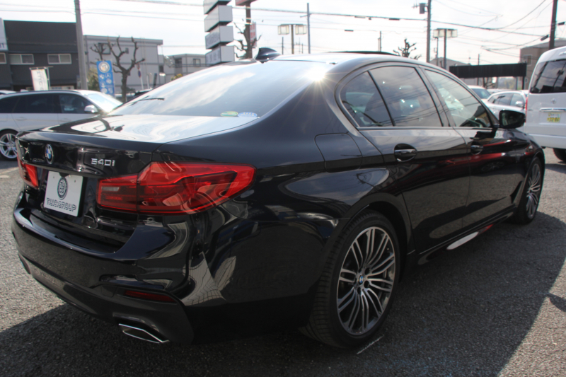 BMW 5シリーズ 540i Mｽﾎﾟｰﾂ ｾﾚｸﾄP indiviｶﾗｰ 1ｵｰﾅ 後輪駆動 直6ﾀｰﾎﾞ340馬力 ｻﾝﾙｰﾌ 全席ﾋｰﾀｰ黒革 ﾊｰﾏﾝｶｰﾄﾞﾝｻｳﾝﾄﾞ4ｿﾞｰﾝｴｱｺﾝ 液晶ﾒｰﾀｰ HUD 追従ACC LEDﾍｯﾄﾞﾗｲﾄ ﾀｯﾁ画面ﾅﾋﾞﾌﾙｾｸﾞTV ｱﾀﾞﾌﾟﾃｨﾌﾞｻｽ Mspﾌﾞﾚｰｷ 19AW 2年保証