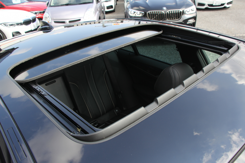 BMW 5シリーズ 540i Mｽﾎﾟｰﾂ ｾﾚｸﾄP indiviｶﾗｰ 1ｵｰﾅ 後輪駆動 直6ﾀｰﾎﾞ340馬力 ｻﾝﾙｰﾌ 全席ﾋｰﾀｰ黒革 ﾊｰﾏﾝｶｰﾄﾞﾝｻｳﾝﾄﾞ4ｿﾞｰﾝｴｱｺﾝ 液晶ﾒｰﾀｰ HUD 追従ACC LEDﾍｯﾄﾞﾗｲﾄ ﾀｯﾁ画面ﾅﾋﾞﾌﾙｾｸﾞTV ｱﾀﾞﾌﾟﾃｨﾌﾞｻｽ Mspﾌﾞﾚｰｷ 19AW 2年保証