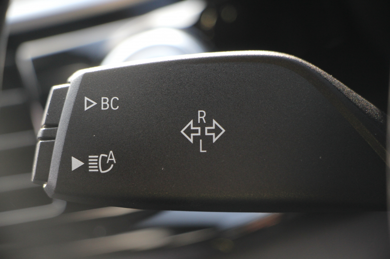 BMW 5シリーズ 540i Mｽﾎﾟｰﾂ ｾﾚｸﾄP indiviｶﾗｰ 1ｵｰﾅ 後輪駆動 直6ﾀｰﾎﾞ340馬力 ｻﾝﾙｰﾌ 全席ﾋｰﾀｰ黒革 ﾊｰﾏﾝｶｰﾄﾞﾝｻｳﾝﾄﾞ4ｿﾞｰﾝｴｱｺﾝ 液晶ﾒｰﾀｰ HUD 追従ACC LEDﾍｯﾄﾞﾗｲﾄ ﾀｯﾁ画面ﾅﾋﾞﾌﾙｾｸﾞTV ｱﾀﾞﾌﾟﾃｨﾌﾞｻｽ Mspﾌﾞﾚｰｷ 19AW 2年保証