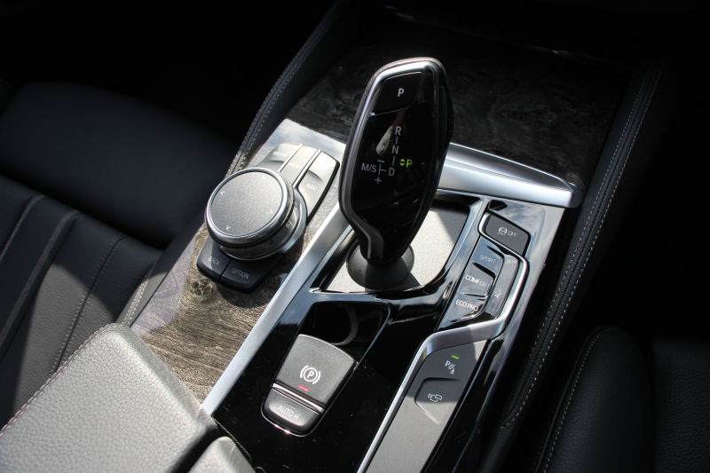 BMW 5シリーズ 540i Mｽﾎﾟｰﾂ ｾﾚｸﾄP indiviｶﾗｰ 1ｵｰﾅ 後輪駆動 直6ﾀｰﾎﾞ340馬力 ｻﾝﾙｰﾌ 全席ﾋｰﾀｰ黒革 ﾊｰﾏﾝｶｰﾄﾞﾝｻｳﾝﾄﾞ4ｿﾞｰﾝｴｱｺﾝ 液晶ﾒｰﾀｰ HUD 追従ACC LEDﾍｯﾄﾞﾗｲﾄ ﾀｯﾁ画面ﾅﾋﾞﾌﾙｾｸﾞTV ｱﾀﾞﾌﾟﾃｨﾌﾞｻｽ Mspﾌﾞﾚｰｷ 19AW 2年保証