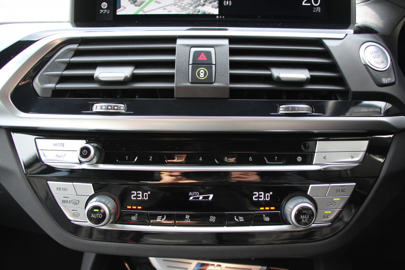 BMW X3 M40i ｾﾚｸﾄP ﾌｧｽﾄﾄﾗｯｸP 387馬力 直6ﾀｰﾎﾞﾊﾟﾉﾗﾏｻﾝﾙｰﾌ ﾊｰﾏﾝｶｰﾄﾞﾝｻｳﾝﾄﾞﾋｰﾀｰ黒革 Mｽﾎﾟｰﾂｼｰﾄ ｱﾀﾞﾌﾟﾃｨﾌﾞMｻｽ individual21AW BMWﾗｲﾌﾞｺｯｸﾋﾟｯﾄﾞﾘｱｼｰﾄ可倒調整 360度ｶﾒﾗ ﾀｯﾁ画面HDDﾅﾋﾞTV ｱｯﾌﾟﾙｶｰﾌﾟﾚｲ 2年保証