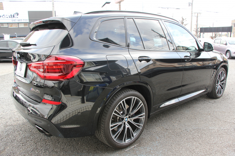 BMW X3 M40i ｾﾚｸﾄP ﾌｧｽﾄﾄﾗｯｸP 387馬力 直6ﾀｰﾎﾞﾊﾟﾉﾗﾏｻﾝﾙｰﾌ ﾊｰﾏﾝｶｰﾄﾞﾝｻｳﾝﾄﾞﾋｰﾀｰ黒革 Mｽﾎﾟｰﾂｼｰﾄ ｱﾀﾞﾌﾟﾃｨﾌﾞMｻｽ individual21AW BMWﾗｲﾌﾞｺｯｸﾋﾟｯﾄﾞﾘｱｼｰﾄ可倒調整 360度ｶﾒﾗ ﾀｯﾁ画面HDDﾅﾋﾞTV ｱｯﾌﾟﾙｶｰﾌﾟﾚｲ 2年保証