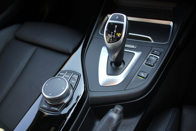 BMW 1シリーズ M140i ｴﾃﾞｨｼｮﾝｼｬﾄﾞｰ 後期 340馬力 直6ﾀｰﾎﾞ後輪駆動最終 ﾋｰﾀｰ黒革 LEDﾍｯﾄﾞﾗｲﾄ ｱﾀﾞﾌﾟﾃｨﾌﾞMｻｽ 専用ﾌﾞﾚｰｷ 18AW ﾀｯﾁ画面HDDﾅﾋﾞPｱｼｽﾄ 衝突軽減ﾌﾞﾚｰｷ 車線逸脱警告 歩行者警告 ﾌﾞﾚｰｷ付ｸﾙｺﾝ 2年保証