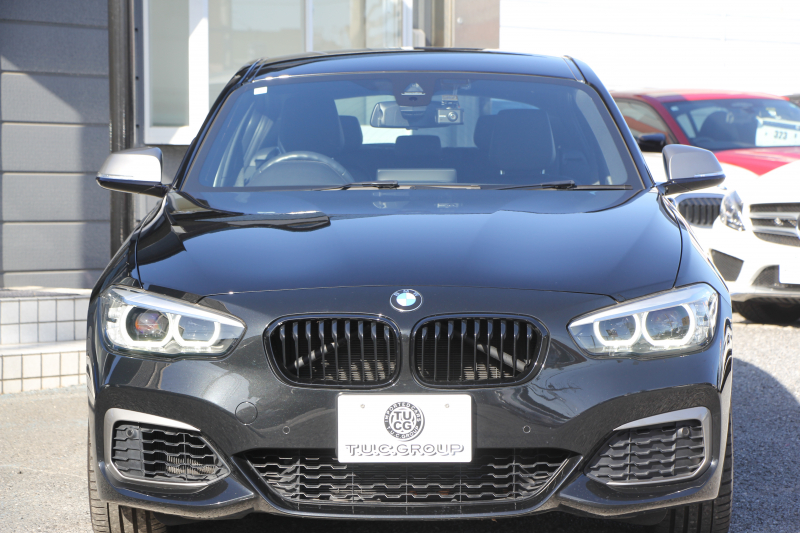 BMW 1シリーズ M140i ｴﾃﾞｨｼｮﾝｼｬﾄﾞｰ 後期 340馬力 直6ﾀｰﾎﾞ後輪駆動最終 ﾋｰﾀｰ黒革 LEDﾍｯﾄﾞﾗｲﾄ ｱﾀﾞﾌﾟﾃｨﾌﾞMｻｽ 専用ﾌﾞﾚｰｷ 18AW ﾀｯﾁ画面HDDﾅﾋﾞPｱｼｽﾄ 衝突軽減ﾌﾞﾚｰｷ 車線逸脱警告 歩行者警告 ﾌﾞﾚｰｷ付ｸﾙｺﾝ 2年保証