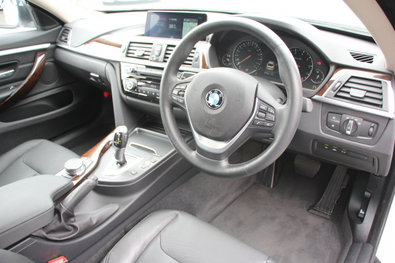 BMW 4シリーズ 420i ｸﾞﾗﾝｸｰﾍﾟﾗｸﾞｼﾞｭｱﾘｰ 後期 真珠色 ﾋｰﾀｰ黒革 液晶ﾒｰﾀｰ LEDﾍｯﾄﾞﾗｲﾄ&ﾃｰﾙ 追従ACC ﾚｰﾝﾁｪﾝｼﾞ警告 ﾌﾙｾｸﾞTV HDDﾅﾋﾞｸﾛｰﾑﾗｲﾝｴｸｽﾃﾘｱ 電動ﾄﾗﾝｸ 衝突軽減ﾌﾞﾚｰｷ 車線逸脱警告 歩行者警告 2年保証