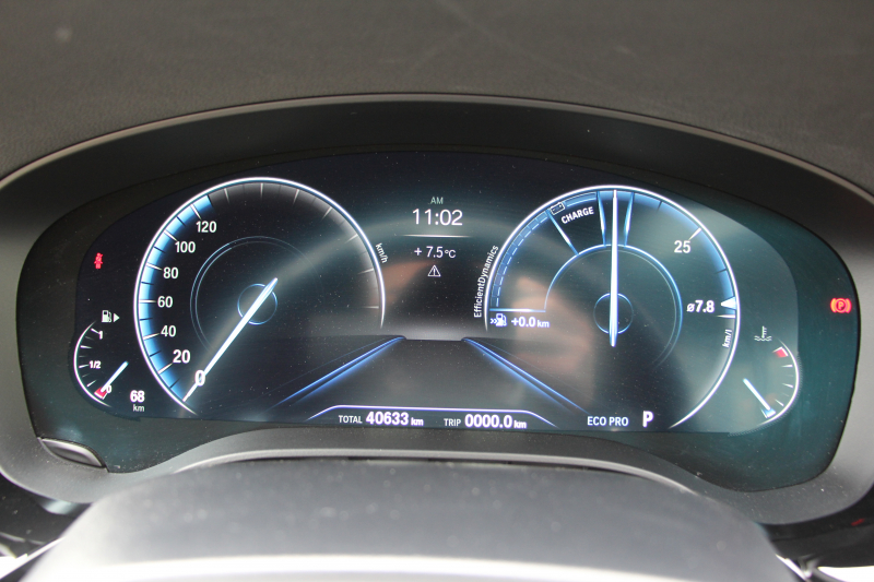 BMW 5シリーズ 530i ﾂｰﾘﾝｸﾞMｽﾎﾟｰﾂ ｾﾚｸﾄP 型式変更後｢ABA-JT20｣ 252馬力 ﾊﾟﾉﾗﾏｻﾝﾙｰﾌ ﾊｰﾏﾝｶｰﾄﾞﾝ 4ｿﾞｰﾝｴｱｺﾝ ｷｬﾝﾍﾞﾗﾍﾞｰｼﾞｭﾚｻﾞｰ 全席ﾋｰﾀｰHUD 追従ACC ｽﾃｱﾘﾝｸﾞｻﾎﾟｰﾄ 変更後全面液晶ﾒｰﾀｰ ﾀｯﾁ画面HDDﾅﾋﾞTV 360度ｶﾒﾗ 2年保証