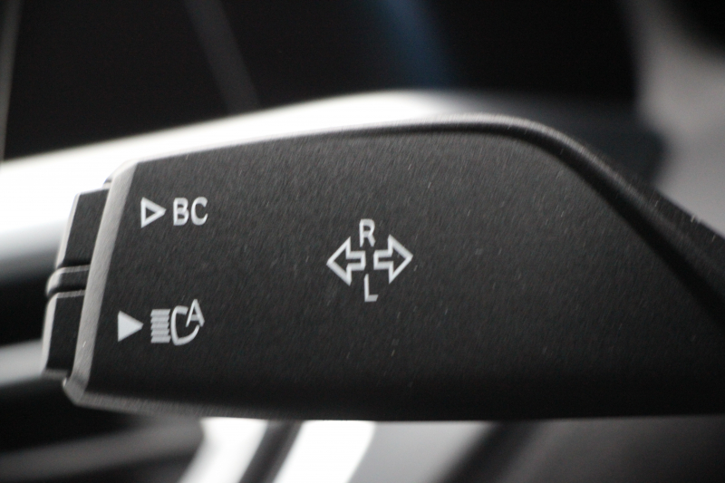 BMW 3シリーズ 330i ﾂｰﾘﾝｸﾞMｽﾎﾟｰﾂ ﾊｲﾗｲﾝ ｺﾝﾌｫｰﾄP 258馬力 1ｵｰﾅ ﾋｰﾀｰ黒革 3Ddesignﾌﾛﾝﾄｽﾎﾟｲﾗｰ 19AW 360度ｶﾒﾗ LEDﾍｯﾄﾞﾗｲﾄ 追従ACC ｱｯﾌﾟﾙｶｰﾌﾟﾚｲ ﾀｯﾁ画面HDDﾅﾋﾞ電動ﾄﾗﾝｸ ｱｲﾊﾞｯﾊ車高調 Mspﾌﾞﾚｰｷ ﾌﾞﾗｯｸｸﾞﾘﾙ CPMｽﾄﾗｯﾄﾌﾞﾚｰｽ 2年保証