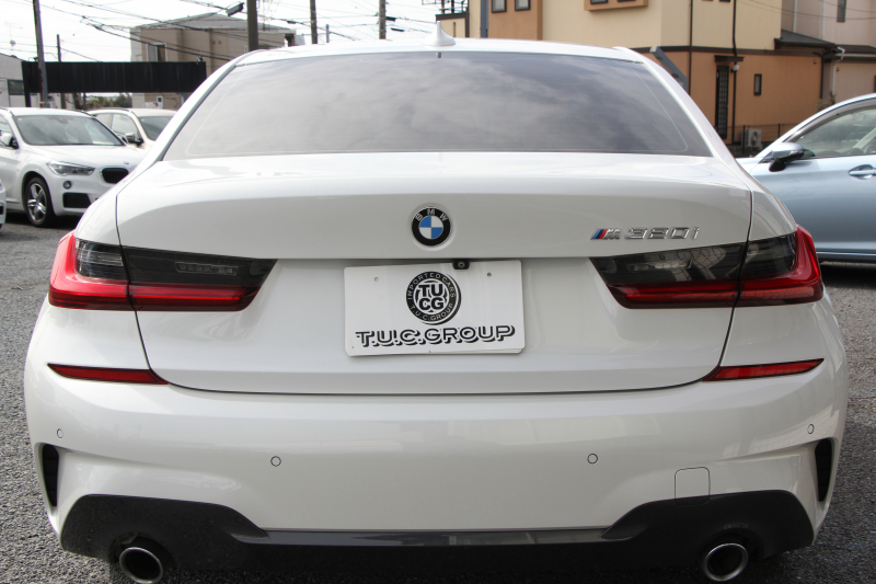 BMW 3シリーズ 320i Mｽﾎﾟｰﾂ ﾃﾞﾋﾞｭｰP ｺﾝﾌｫｰﾄP 真珠色 ﾋｰﾀｰ黒革 専用ﾌﾞﾙｰｽﾃｯﾁ 19AW 追従ACC Mﾊﾟﾌｫｰﾏﾝｽﾘｯﾌﾟｽﾎﾟｲﾗｰ&ﾌﾞﾗｯｸｸﾞﾘﾙ ｽﾃｱﾘﾝｸﾞｻﾎﾟｰﾄ LEDﾍｯﾄﾞﾗｲﾄ 電動ﾄﾗﾝｸ ｱｯﾌﾟﾙｶｰﾌﾟﾚｲ ﾀｯﾁ画面HDDﾅﾋﾞﾜｲﾔﾚｽ充電 Pｱｼｽﾄ 2年保証