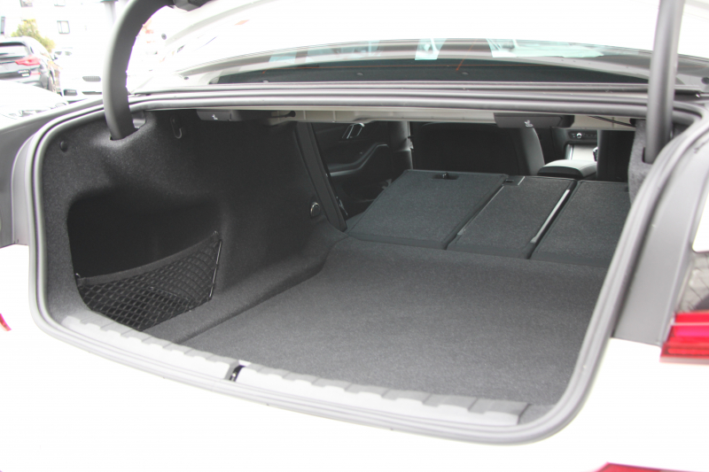 BMW 3シリーズ 320i Mｽﾎﾟｰﾂ ｺﾝﾌｫｰﾄP ｼｰﾄﾋｰﾀｰ ｵﾌﾟｼｮﾝ19AW 追従ACC ｽﾃｱﾘﾝｸﾞｻﾎﾟｰﾄ BMWﾗｲﾌﾞｺｯｸﾋﾟｯﾄﾞLEDﾍｯﾄﾞﾗｲﾄ ｵｰﾄﾊｲﾋﾞｰﾑ ﾜｲﾔﾚｽ充電 ﾊｰﾌﾚｻﾞｰ電動ｼｰﾄ 電動ﾄﾗﾝｸ 3ｿﾞｰﾝｴｱｺﾝ ｱｯﾌﾟﾙｶｰﾌﾟﾚｲ ﾀｯﾁ画面HDDﾅﾋﾞ2年保証