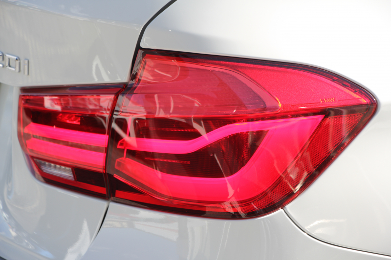 BMW 3シリーズ 320i Mｽﾎﾟｰﾂ ﾌｧｽﾄﾄﾗｯｸP 後期 8A新ｴﾝｼﾞﾝ ｱﾀﾞﾌﾟﾃｨﾌﾞMｻｽ Mｽﾎﾟｰﾂﾌﾞﾚｰｷ 19AW LEDﾍｯﾄﾞﾗｲﾄ&ﾃｰﾙ 追従ACC ﾚｰﾝﾁｪﾝｼﾞ警告 衝突軽減ﾌﾞﾚｰｷ 車線逸脱警告 歩行者警告 ﾌﾙｾｸﾞTV HDDﾅﾋﾞBluetooth接続 専用ｴｱﾛ ﾊﾟﾄﾞﾙｼﾌﾄ 2年保証