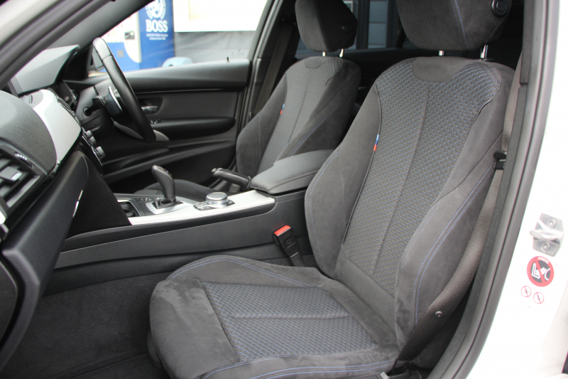 BMW 3シリーズ 320i Mｽﾎﾟｰﾂ ﾌｧｽﾄﾄﾗｯｸP 後期 8A新ｴﾝｼﾞﾝ ｱﾀﾞﾌﾟﾃｨﾌﾞMｻｽ Mｽﾎﾟｰﾂﾌﾞﾚｰｷ 19AW LEDﾍｯﾄﾞﾗｲﾄ&ﾃｰﾙ 追従ACC ﾚｰﾝﾁｪﾝｼﾞ警告 衝突軽減ﾌﾞﾚｰｷ 車線逸脱警告 歩行者警告 ﾌﾙｾｸﾞTV HDDﾅﾋﾞBluetooth接続 専用ｴｱﾛ ﾊﾟﾄﾞﾙｼﾌﾄ 2年保証