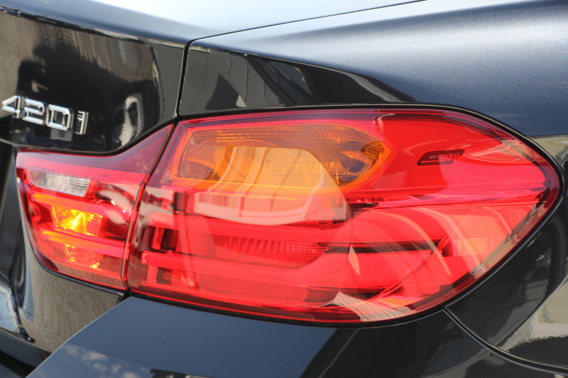 BMW 4シリーズ 420i ｸｰﾍﾟMｽﾎﾟｰﾂ 追従ACC 衝突軽減ﾌﾞﾚｰｷ 車線逸脱警告 歩行者警告 ﾌﾙｾｸﾞTV ｵﾌﾟｼｮﾝ19AW 専用ｴｱﾛ ﾌﾞﾗｯｸｷﾄﾞﾆｰｸﾞﾘﾙ ﾀｯﾁﾊﾟｯﾄﾞ対応HDDﾅﾋﾞｹﾞｰｼｮﾝBluetooth接続 ｽﾏｰﾄｷｰ ﾊﾟﾄﾞﾙｼﾌﾄ ﾐﾗｰETC2.0 直噴ﾀｰﾎﾞ8速AT 2年保証