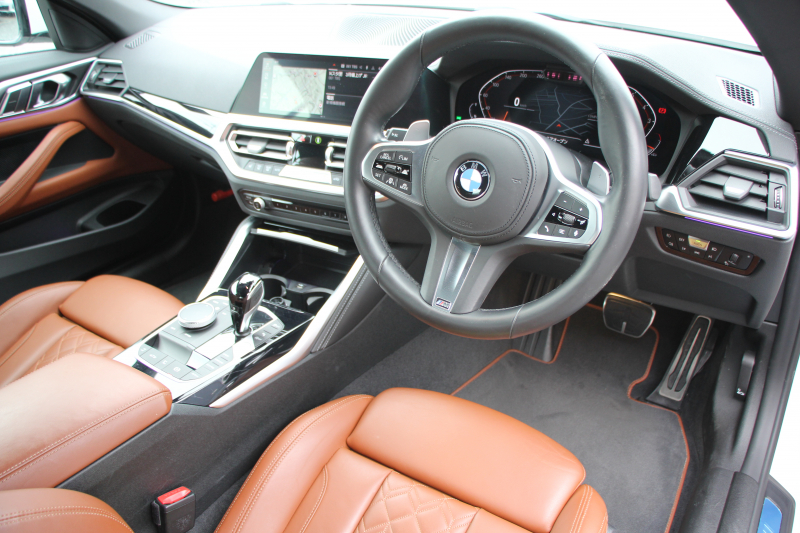 BMW 4シリーズ 420i ｶﾌﾞﾘｵﾚ Mｽﾎﾟｰﾂ 電動ｵｰﾌﾟﾝ ｼﾙﾊﾞｰﾄｯﾌﾟIndividualﾀﾙﾄｩｰﾌｫﾒﾘﾉﾚｻﾞｰ&ｲﾝﾃﾘｱﾄﾘﾑ ｴｱｶﾗｰ ｵﾌﾟｼｮﾝ19AW 追従ACC ｽﾃｱﾘﾝｸﾞｻﾎﾟｰﾄ LEDﾍｯﾄﾞﾗｲﾄ ｵｰﾄﾊｲﾋﾞｰﾑ ﾀｯﾁ画面HDDﾅﾋﾞﾌﾙｾｸﾞTV Pｱｼｽﾄ ｱﾝﾋﾞｴﾝﾄﾗｲﾄ 2年保証