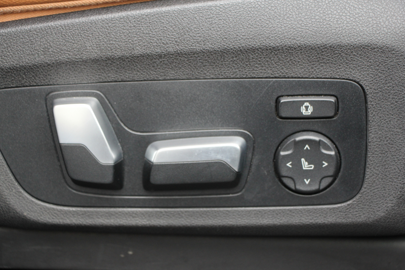 BMW X3 Xdrive20d Mｽﾎﾟｰﾂ ﾊｲﾗｲﾝ ﾃﾞﾋﾞｭｰP ﾊﾟﾉﾗﾏｻﾝR ﾊｰﾏﾝｶｰﾄﾞﾝ 全席ﾋｰﾀｰ茶革 ｼﾞｪｽﾁｬｰC HUD ﾘｱｼｰﾄ可倒調整 ｱﾝﾋﾞｴﾝﾄﾗｲﾄ LEDﾍｯﾄﾞﾗｲﾄ ﾀｯﾁ画面HDDﾅﾋﾞTV ﾜｲﾔﾚｽ充電 360度ｶﾒﾗ ｽﾃｱﾘﾝｸﾞｻﾎﾟｰﾄ 追従ACC 電動ﾄﾗﾝｸ ﾌﾞﾗｯｸ20AW 2年保証