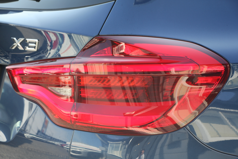 BMW X3 Xdrive20d Mｽﾎﾟｰﾂ ﾊｲﾗｲﾝ ﾃﾞﾋﾞｭｰP ﾊﾟﾉﾗﾏｻﾝR ﾊｰﾏﾝｶｰﾄﾞﾝ 全席ﾋｰﾀｰ茶革 ｼﾞｪｽﾁｬｰC HUD ﾘｱｼｰﾄ可倒調整 ｱﾝﾋﾞｴﾝﾄﾗｲﾄ LEDﾍｯﾄﾞﾗｲﾄ ﾀｯﾁ画面HDDﾅﾋﾞTV ﾜｲﾔﾚｽ充電 360度ｶﾒﾗ ｽﾃｱﾘﾝｸﾞｻﾎﾟｰﾄ 追従ACC 電動ﾄﾗﾝｸ ﾌﾞﾗｯｸ20AW 2年保証