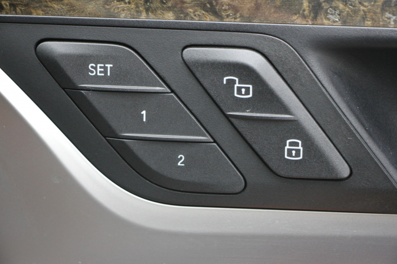 BMW X3 Xdrive20d Mｽﾎﾟｰﾂ ﾊｲﾗｲﾝ ﾃﾞﾋﾞｭｰP ﾊﾟﾉﾗﾏｻﾝR ﾊｰﾏﾝｶｰﾄﾞﾝ 全席ﾋｰﾀｰ茶革 ｼﾞｪｽﾁｬｰC HUD ﾘｱｼｰﾄ可倒調整 ｱﾝﾋﾞｴﾝﾄﾗｲﾄ LEDﾍｯﾄﾞﾗｲﾄ ﾀｯﾁ画面HDDﾅﾋﾞTV ﾜｲﾔﾚｽ充電 360度ｶﾒﾗ ｽﾃｱﾘﾝｸﾞｻﾎﾟｰﾄ 追従ACC 電動ﾄﾗﾝｸ ﾌﾞﾗｯｸ20AW 2年保証