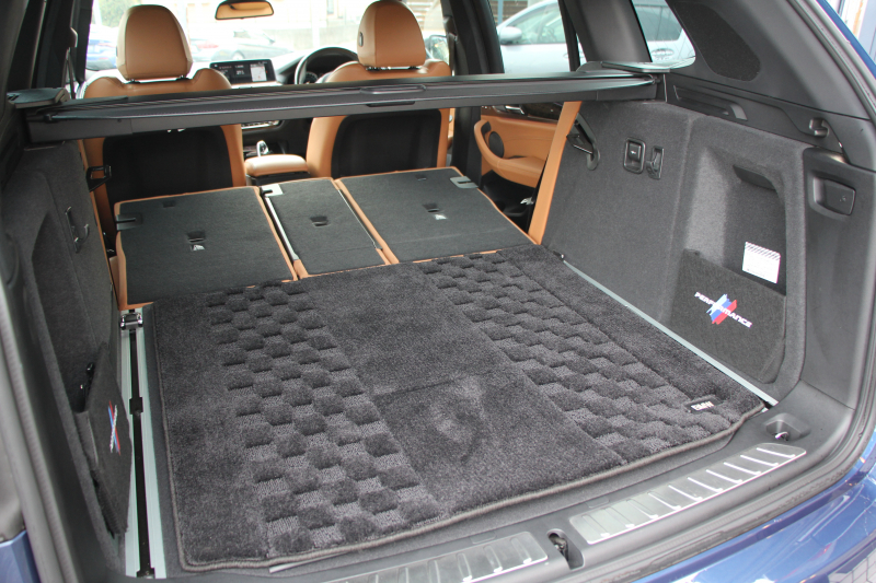 BMW X3 Xdrive20d Mｽﾎﾟｰﾂ ﾊｲﾗｲﾝ ﾃﾞﾋﾞｭｰP ﾊﾟﾉﾗﾏｻﾝR ﾊｰﾏﾝｶｰﾄﾞﾝ 全席ﾋｰﾀｰ茶革 ｼﾞｪｽﾁｬｰC HUD ﾘｱｼｰﾄ可倒調整 ｱﾝﾋﾞｴﾝﾄﾗｲﾄ LEDﾍｯﾄﾞﾗｲﾄ ﾀｯﾁ画面HDDﾅﾋﾞTV ﾜｲﾔﾚｽ充電 360度ｶﾒﾗ ｽﾃｱﾘﾝｸﾞｻﾎﾟｰﾄ 追従ACC 電動ﾄﾗﾝｸ ﾌﾞﾗｯｸ20AW 2年保証