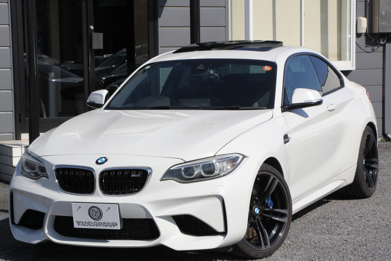 BMW Mシリーズ M2ｸｰﾍﾟMDCT ｻﾝﾙｰﾌ 370馬力 直6ﾀｰﾎﾞ7速DCT ﾋｰﾀｰ黒革 ﾊｰﾏﾝｶｰﾄﾞﾝｻｳﾝﾄﾞﾌﾙｾｸﾞTV HDDﾅﾋﾞBｶﾒﾗ 専用19AW 衝突軽減ﾌﾞﾚｰｷ 車線逸脱警告 歩行者警告 ﾌﾞﾚｰｷ付ｸﾙｺﾝ ｽﾏｰﾄｷｰ ｶｰﾎﾞﾝｲﾝﾃﾘｱﾄﾘﾑ ﾊﾟﾄﾞﾙｼﾌﾄ 2年保証