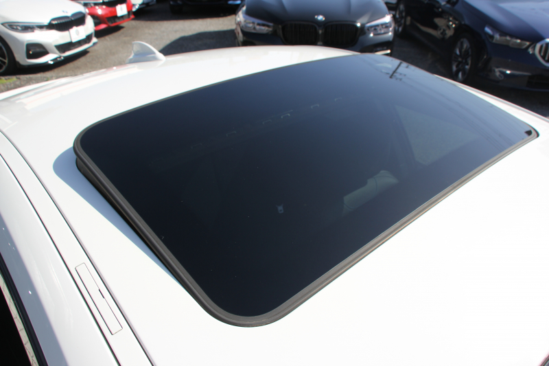 BMW Mシリーズ M2ｸｰﾍﾟMDCT ｻﾝﾙｰﾌ 370馬力 直6ﾀｰﾎﾞ7速DCT ﾋｰﾀｰ黒革 ﾊｰﾏﾝｶｰﾄﾞﾝｻｳﾝﾄﾞﾌﾙｾｸﾞTV HDDﾅﾋﾞBｶﾒﾗ 専用19AW 衝突軽減ﾌﾞﾚｰｷ 車線逸脱警告 歩行者警告 ﾌﾞﾚｰｷ付ｸﾙｺﾝ ｽﾏｰﾄｷｰ ｶｰﾎﾞﾝｲﾝﾃﾘｱﾄﾘﾑ ﾊﾟﾄﾞﾙｼﾌﾄ 2年保証